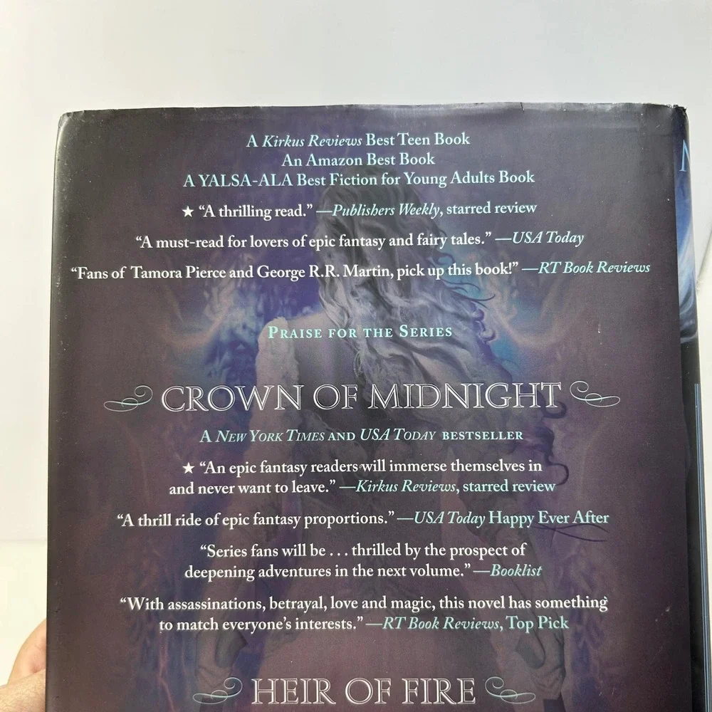 Throne of Glass 1st Print Hardcover by Sarah J. Maas
